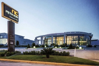 Ιστορικό Έπιπλο Πετικίδης - Ποιοτικό Έπιπλο από το 1950