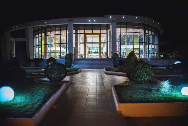 'Επιπλα Πετικίδης Κόρινθος