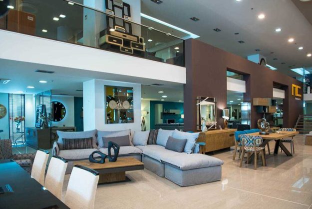 Κλασική Τραπεζαρία Petikidis Epiplo 44