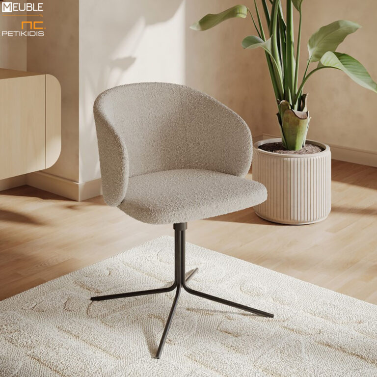 Καρέκλα Celeste σε μίνιμαλ και μοντέρνο σχεδιασμό, με μεταλλική περιστρεφόμενη βάση. Ύφασμα μπουκλέ αδιάβροχο και αλέκιαστο σε μπέζ - καφέ τόνου. Λεπτομέρεια.