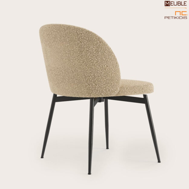 Καρέκλα Celine σε μίνιμαλ και μοντέρνο σχεδιασμό, με μεταλλική περιστρεφόμενη βάση. Ύφασμα μπουκλέ αδιάβροχο και αλέκιαστο σε μπέζ τόνους.