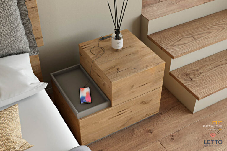 Κρεβατοκάμαρα Soho από ξύλο ρουστίκ δρυς, λεπτομέρειες λάκας και μεταλλικό πόδι στο κρεβάτι. Μοντέρνο και minimal style με ρουστίκ διάθεση. Λεπτομέρεια κομοδίνου. Διαθέτει προαιρετικά θύρα usb.