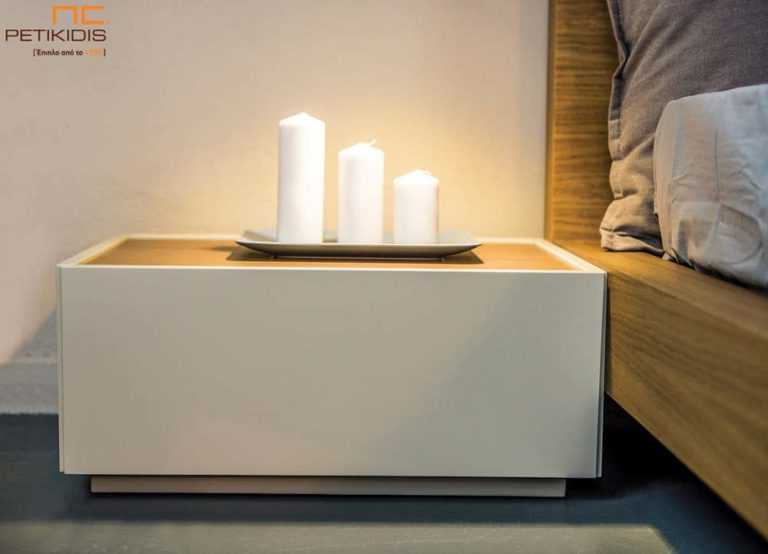 Κομοδίνο κρεβατοκάμαρας New free μονό με λάκα και ξύλο δρυς