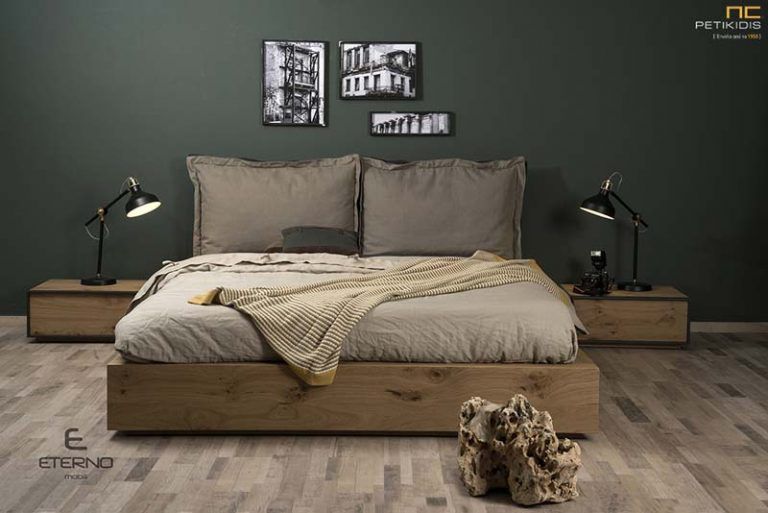 Κρεβατοκάμαρα Albero από δρυς ρουστίκ ξύλο και κεφαλάρι από αποσπώμενο ύφασμα διπλής όψης αλέκιαστο και αδιάβροχο.