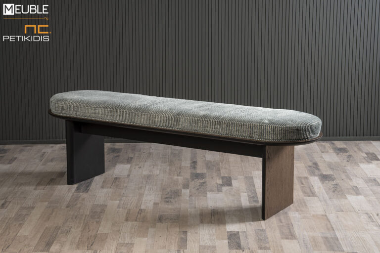 Πάγκος Epic με ύφασμα αλέκιαστο αδιάβροχο. Διατίθεται σε μεγάλη ποικιλία χρωμάτων και διαστάσεων.