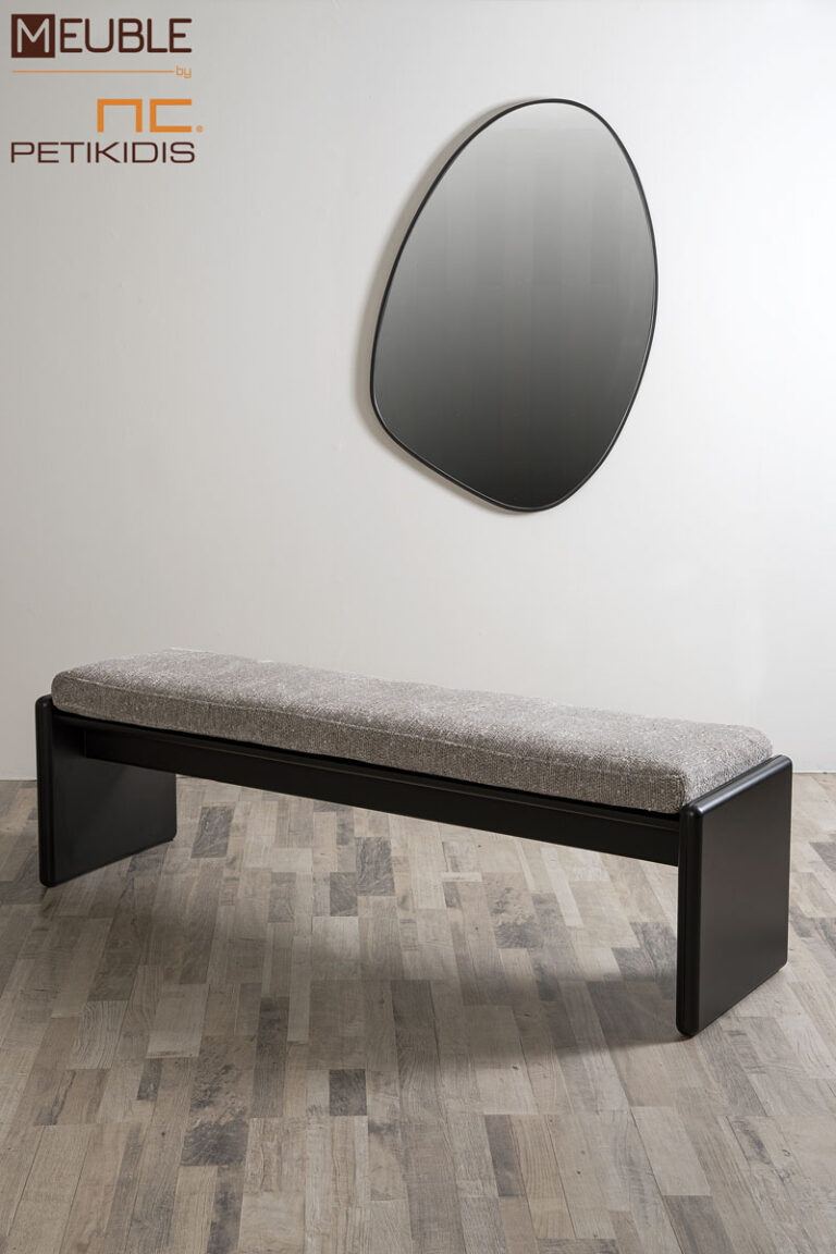 Πάγκος Loft με ύφασμα αλέκιαστο αδιάβροχο και ξύλο με βαφή λάκας. Διατίθεται σε μεγάλη ποικιλία χρωμάτων και διαστάσεων.