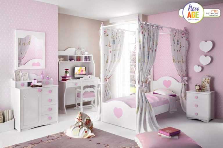 Παιδικό & εφηβικό δωμάτιο Τήνος 2 με κρεβάτι, διακοσμητική κουρτίνα , κομοδίνο, γραφείο, εταζιέρα, συρταριέρα και καθρέπτης. Διατίθεται σε μεγάλη ποικιλία χρωμάτων. Ρομαντική διάθεση για μικρές αλλά και μεγάλες πριγκίπισσες.