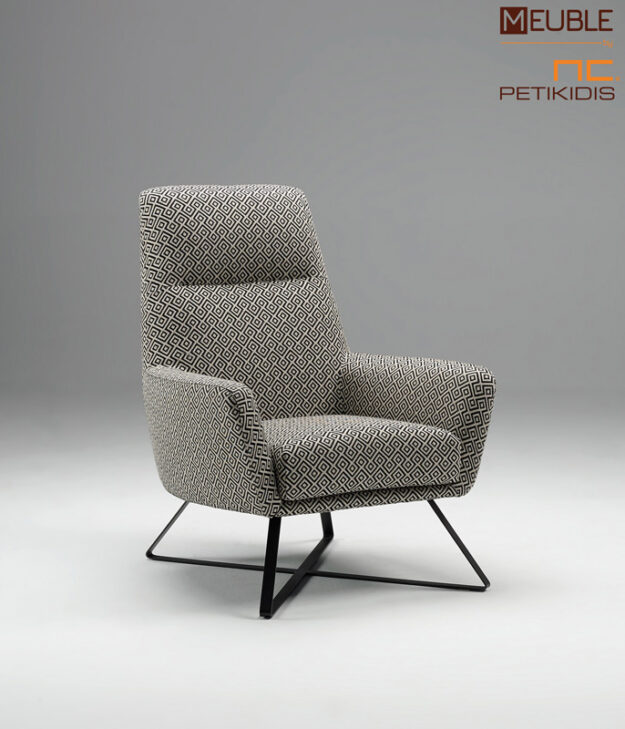 Πολυθρόνα Swing με μεταλλικά πόδια με ύφασμα σε γκρι αποχρώσεις.