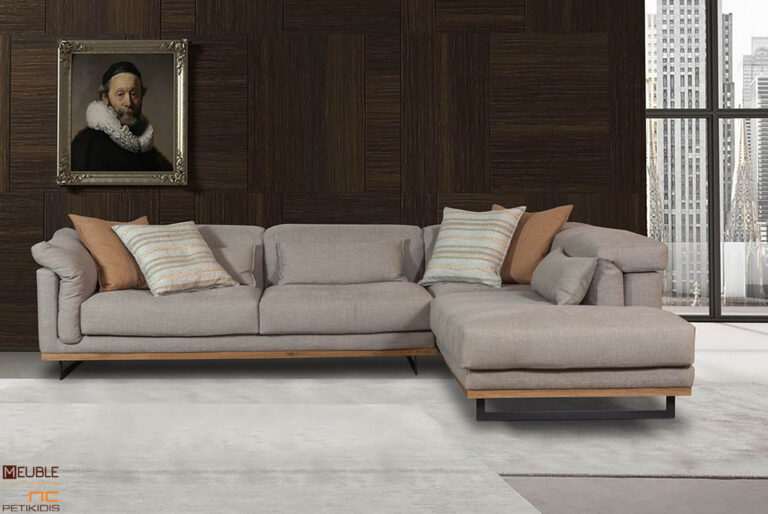 Γωνιακός καναπές Genesis σε μοντέρνα μίνιμαλ γραμμή με ξύλινη βάση και μεταλλικά πόδια. Το ύφασμά του είναι αδιάβροχο και αλέκιαστο και διατίθεται σε ποικιλία χρωμάτων. Διαθέτει ανακλήσεις στα μαξιλάρια πλάτης που τον καθιστούν άνετο και πρακτικό.