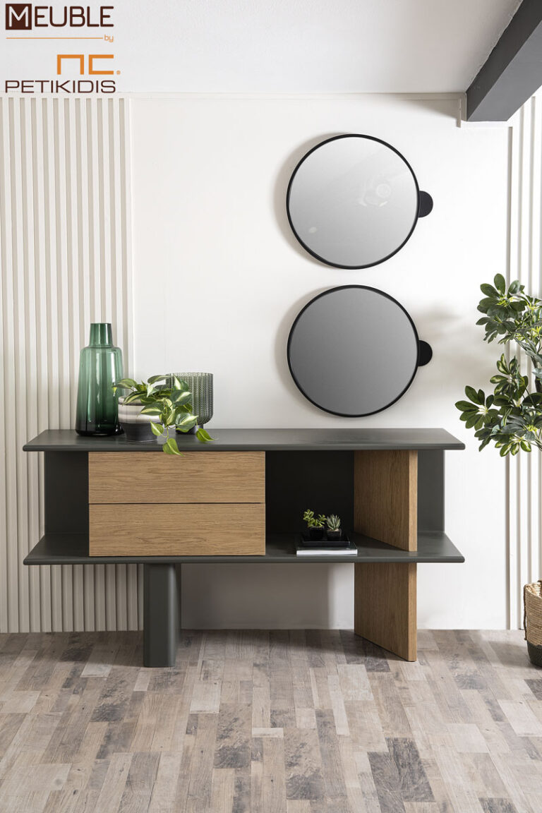 Κονσόλα Cute με συνδυασμό ξύλου δρυς και λάκα. Μοντέρνος και mnimal σχεδιασμός by Eterno Mobili. Διατίθεται σε μεγάλη ποικιλία χρωμάτων.