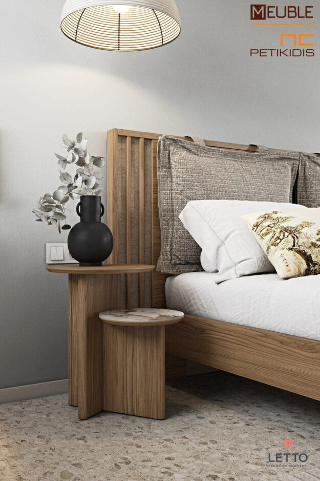 Μοντέρνες Κρεβατοκάμαρες Letto κομοδίνο - βοηθητικό τραπεζάκι από ξύλο δρυς και κεραμικό καπάκι συνοδευτικό της κρεβατοκάμαρας Cliff collection DR01 με μαξιλάρες σε μοντέρνο και minimal style κατασκευασμένη από καπλαμά φυσικού ξύλου δρυς, μασίφ ξύλινα πόδια και στοιχεία ψάθας στο κεφαλάρι. Το ύφασμα είναι αδιάβροχο και αλέκιαστο σε καφέ τόνους.