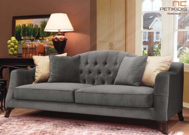 Κλασικό Σαλόνι Σαλόνι Dior σε νεοκλασικό ύφος με καπιτονέ πλάτη. Ύφασμα βελούδο αδιάβροχο σε γκρι αποχρώσεις.