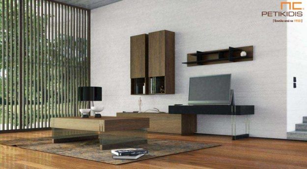 Κλασική Τραπεζαρία Σύνθεση Decor από ξύλο καρυδιάς με λεπτομέρειες από λάκα.Ιδιαίτερο χαρακτηριστικό της το πόδι από άθραυστο γυαλί.