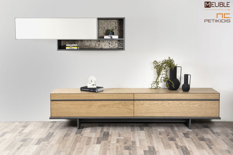 Σύνθεση Solid από ξύλο δρυς και λεπτομέρειες λάκας και κεραμικό υλικό. Διαθέτει αποθηκευτικούς χώρους και μπορεί να παραχθεί σε μεγάλη ποικιλία χρωμάτων και διαστάσεων.