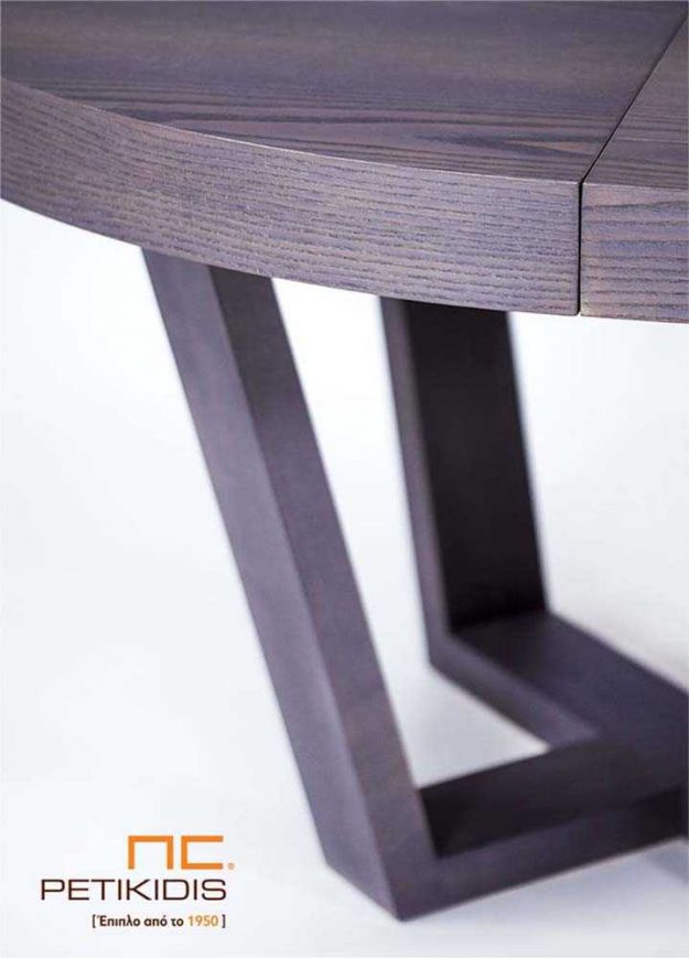 Τραπέζι Rottora T147 ροτόντα με δυνατότητα προέκτασης. Κατασκευάζεται από ξύλο δρυς.Λεπτομέρεια.