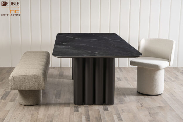 Τραπέζι Bliss με κεραμικό υλικό και λάκα. Μοντέρνο και minimaal διατίθεται σε μεγάλη ποικιλία χρωμάτων και διαστάσεων.