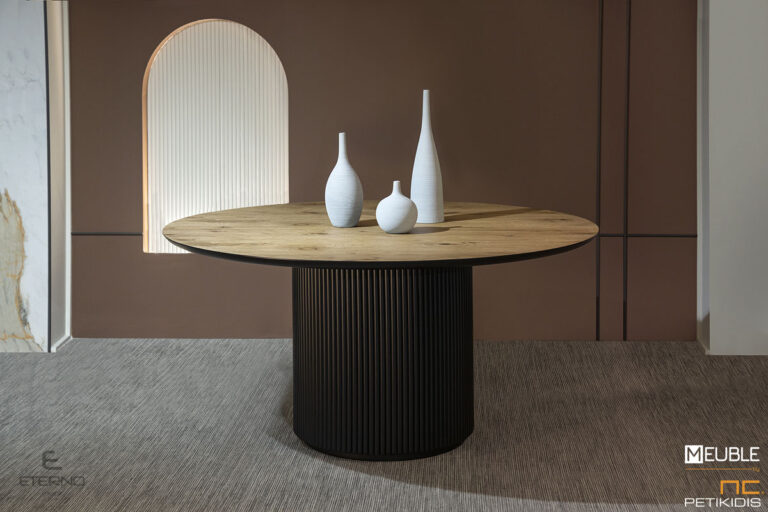 Τραπέζι ροτόντα Icon με συνδυασμό από ξύλο δρυς ρουστίκ και λάκα. Μοντέρνο και minimal διατίθεται σε μεγάλη ποικιλία χρωμάτων by Eterno Mobili.