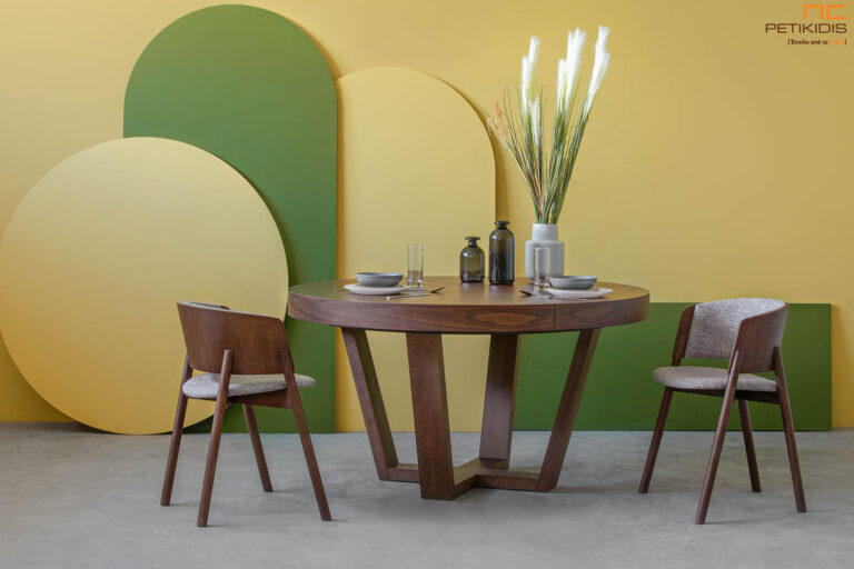 H Rotorra είναι μία επεκτεινόμενη στρογγυλή τραπεζαρία (ροτόντα) με εντυπωσιακή βάση. Μία κομψή, ανθεκτική κατασκευή με διαχρονικό design, κατάλληλη για κάθε χώρο. Το σχέδιο της ροτόντας χαρίζει σε κάθε σπίτι μια αίσθηση ζεστασιάς και ένα γιορτινό τόνο κάθε μέρα!