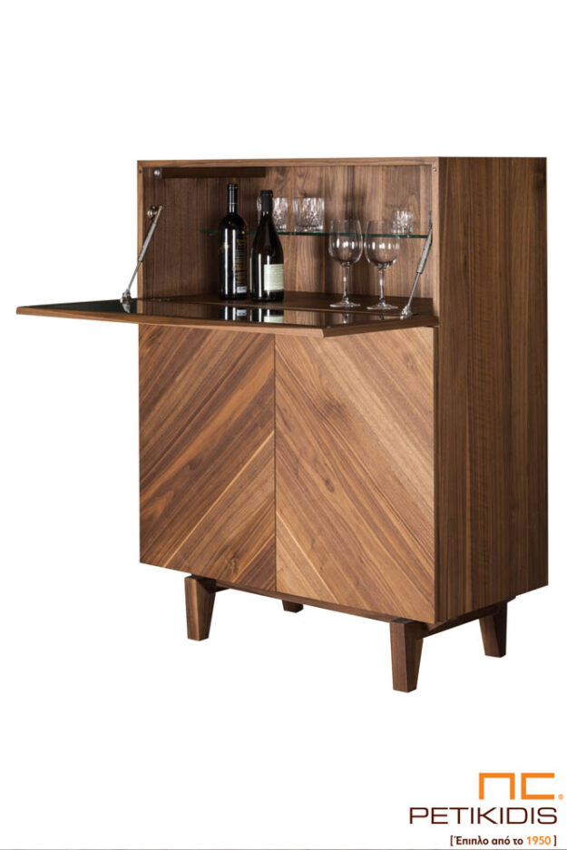 Ψηλός μπουφές Gill από ξύλο καρυδιάς. Ιδανικό για μικρούς χώρους και απόλυτα λειτουργικό με αρκετούς αποθηκευτικούς χώρους.