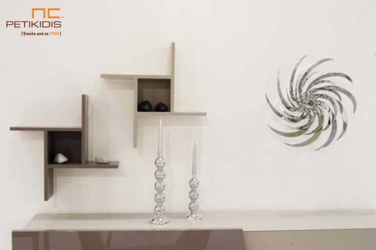 Επιτοίχια τετράγωνα διακοσμητικά ράφια Loft σε λάκα γκρι.