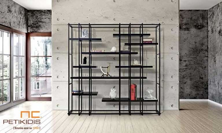 Βιβλιοθήκη Loop με ξύλινα ράφια δρυς και μεταλλικό σκελετό.