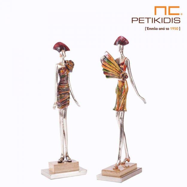 Διακοσμητικό γλυπτό "Chic" γυναικείας φιγούρας από πολυπροπυλένιο . Οι διαστάσεις είναι ύψος 70cm,η βάση είναι 24cmX14cm.