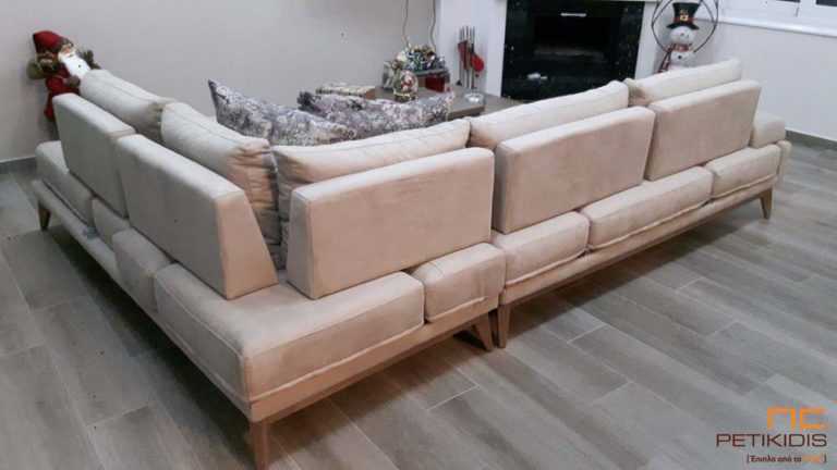 Γιώργος & Σωτηρία: Σαλόνι