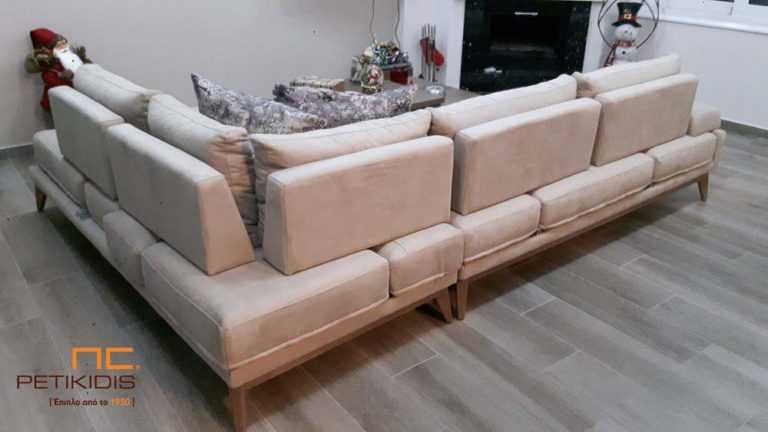 Γιώργος & Σωτηρία: Καναπές