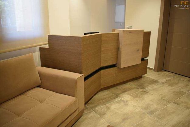 Κλασική Τραπεζαρία Διακόσμηση Χώρου Αναμονής Ιατρείου