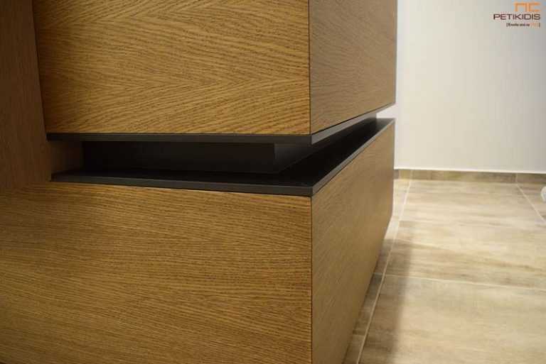 Έπιπλο Υποδοχής για Ιατρείο - Χειροποίητη Κατασκευή