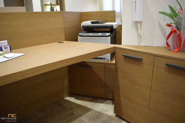 Κλασική Τραπεζαρία Γραφείο για Ρεσεψιόν Ιατρείου