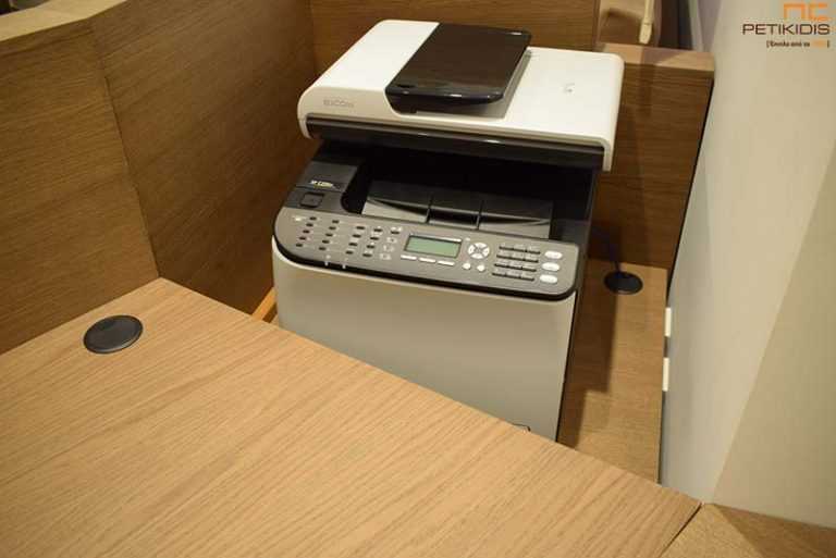 Γραφείο για Ρεσεψιόν Ιατρείου