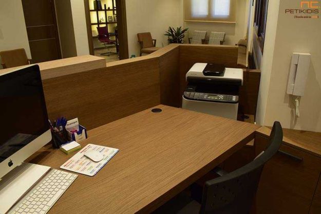 Κλασική Τραπεζαρία Γραφείο για Ρεσεψιόν Ιατρείου