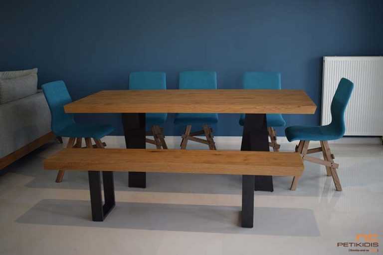 Μανώλης & Βίκυ