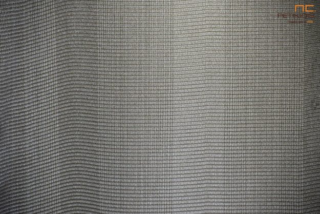 Κουρτίνες Κουρτίνα λεπτή NoCPT01/28 σε γκρι αποχρώσεις. Το σχέδιό της είναι με ρίγες που δημιουργούνται τόσο από το χρώμα όσο και από την πλέξη της. Το φάρδος της είναι 3μ και η σύνθεσή της είναι 100% Polyester.