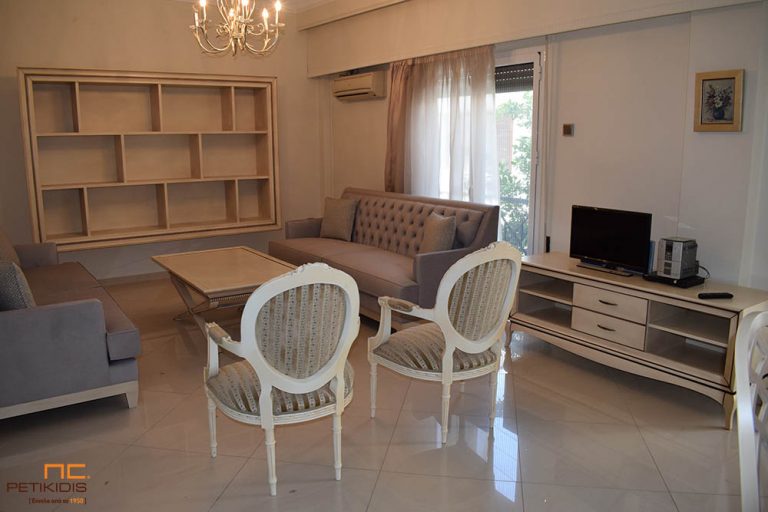 Σαλόνι με 'Επιπλα Πατίνα