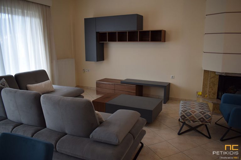 Σύνθεση Τηλεόρασης από Ξύλο Καρυδιάς