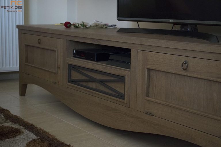 Ρουστίκ Σύνθεση Τηλεόρασης (Λεπτομέρεια)