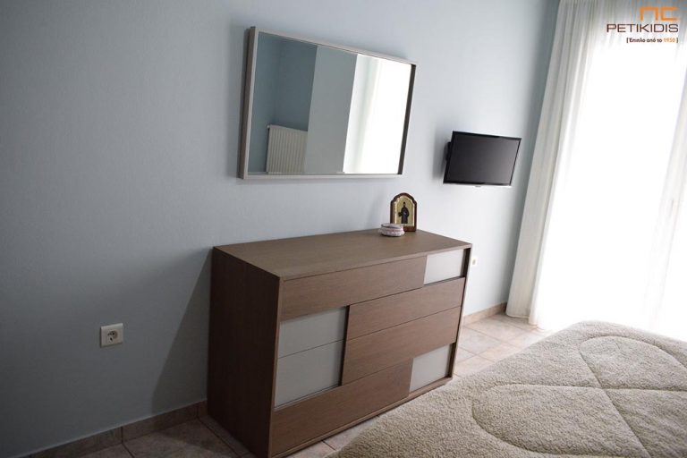 Ανακαίνιση Σπιτιού (ΜΕΤΑ)