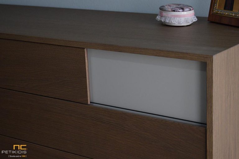 Ανακαίνιση Σπιτιού (ΜΕΤΑ)