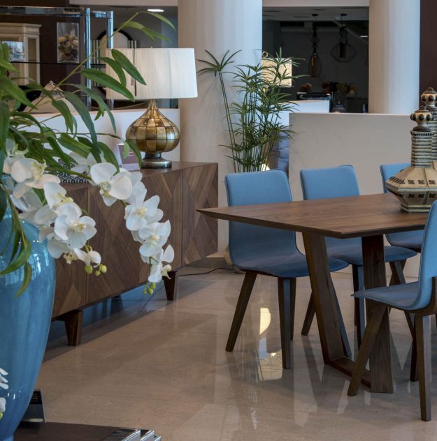 Κλασική Τραπεζαρία Urban Jungle: Δημιουργήστε μια Μικρή Ζούγκλα στο Σπίτι σας