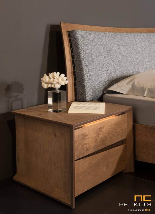 Κλασική Τραπεζαρία krebatokamara join melira antique roustik leptomeria komodinou