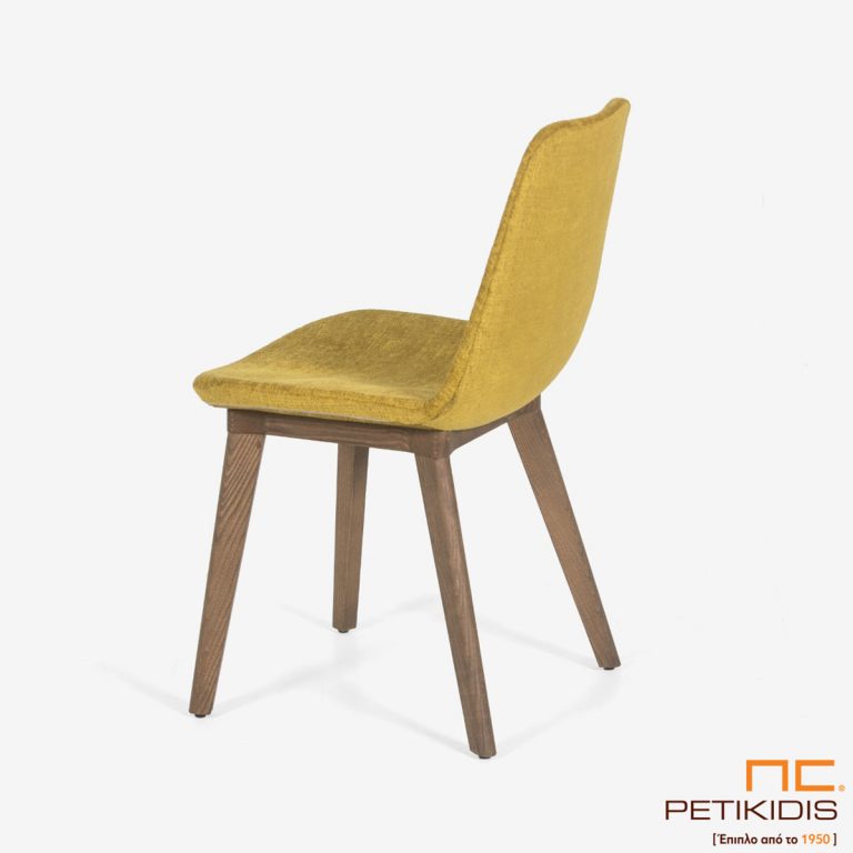 Καρέκλα Pilla A92 με μασίφ ξύλινη βάση και ύφασμα σε κίτρινο χρώμα αδιάβροχο και αλέκιαστο. Λεπτομέρεια.