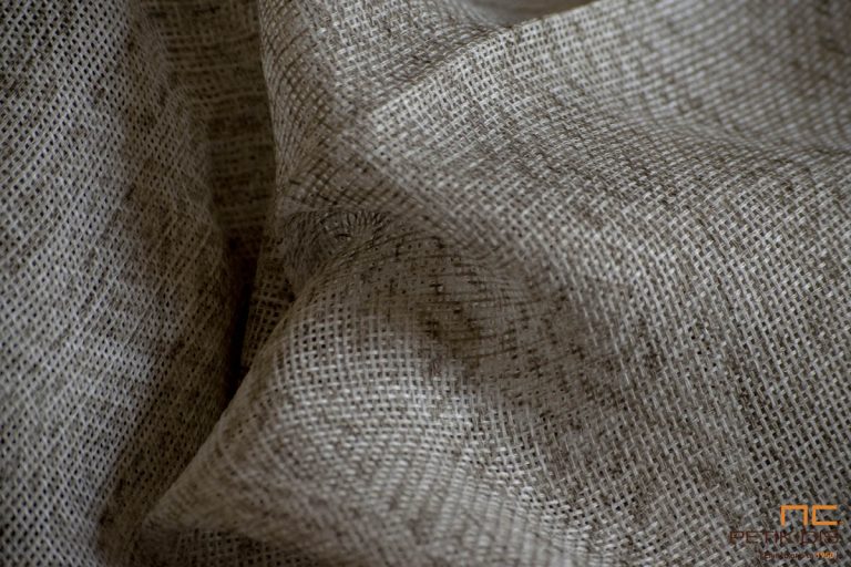 Μοντέρνα Κουρτίνα Εκρού-Καφέ με Αχνά Σχέδια Ρόμβους