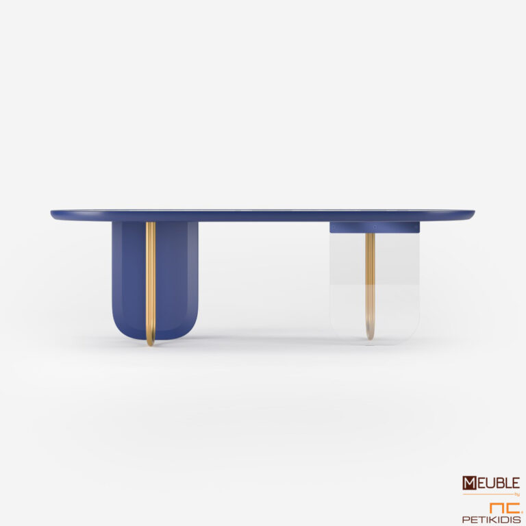 Το τραπέζι RIDEAU σχεδιάστηκε από το Ιταλικό design studio DEBONADEMEO. Ο συνδυασμός λάκας, μετάλλου, κεραμικής επιφάνειας και κρυστάλλου δημιουργεί ένα προϊόν που ξεχωρίζει για το design και την κατασκευή του. Υπάρχει δυνατότητα επιλογής χρωμάτων.