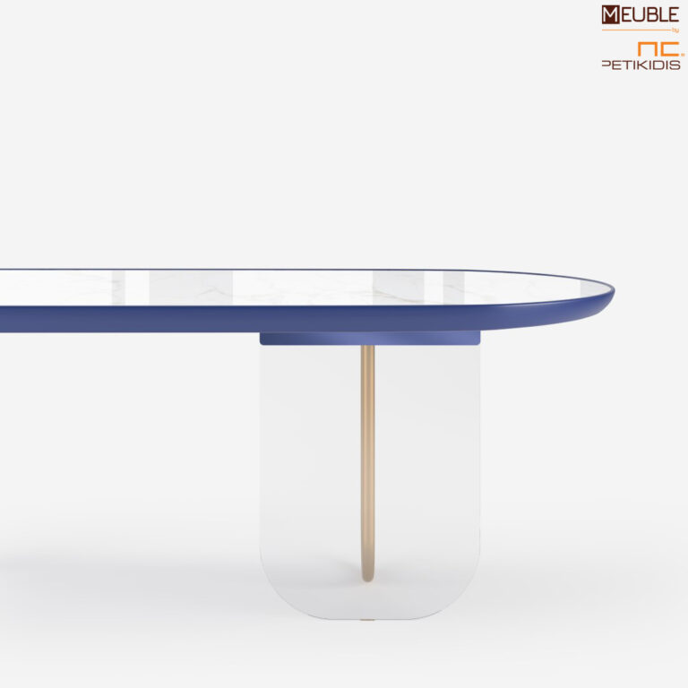 Λεπτομέρεια. Το τραπέζι RIDEAU σχεδιάστηκε από το Ιταλικό design studio DEBONADEMEO. Ο συνδυασμός λάκας, μετάλλου, κεραμικής επιφάνειας και κρυστάλλου δημιουργεί ένα προϊόν που ξεχωρίζει για το design και την κατασκευή του. Υπάρχει δυνατότητα επιλογής χρωμάτων.