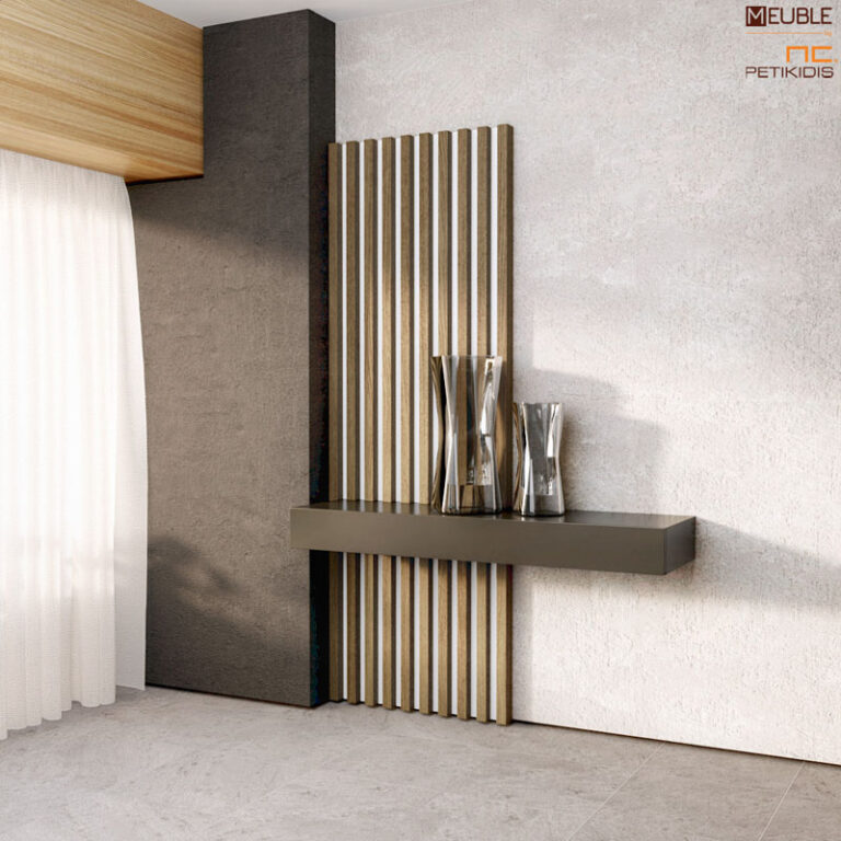 H κονσόλα Sempre σε μοντέρνα γραμμή, συνδυάζει την πρακτικότητα και την υψηλή αισθητική. Κατασκευασμένη από ξύλο δρυς στα επιτοίχια πιχάκια και στοιχεία λάκας στο συρτάρι - ράφι. Διατίθεται σε ποικιλία χρωμάτων.