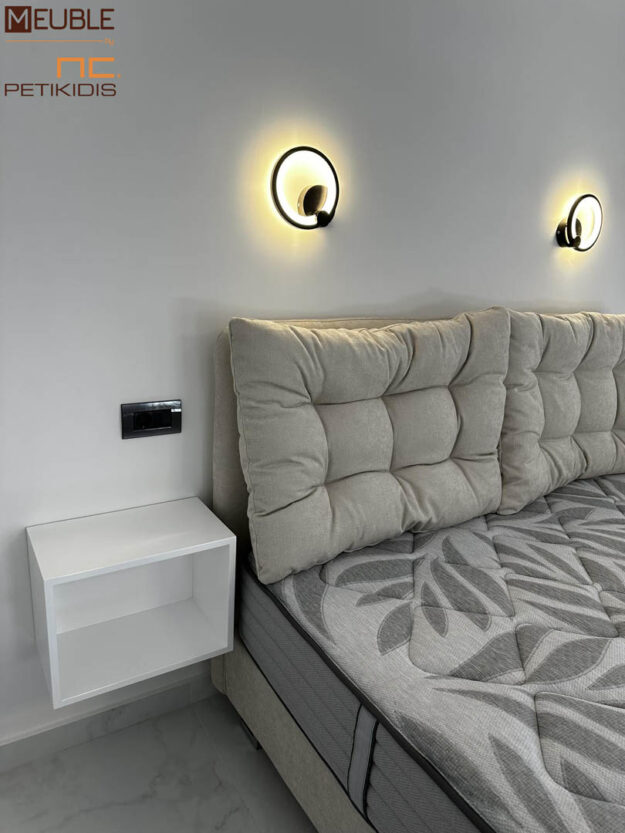 Κλασική Τραπεζαρία Υφασμάτινο κρεβάτι με κρεμαστά κομοδίνα