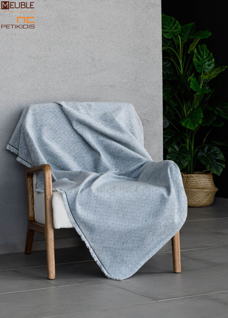 Ριχτάρι Εverlasting 2297529 Χρώμα sky-blue Μία συλλογή υπέροχης ποιότητας σε chenille ύφανση, που προσφέρει σταθερή εφαρμογή καθώς και μια μεγάλη ποικιλία χρωμάτων ως ασορτί πρόταση στα ριχτάρια. Διατίθενται σε 3 μεγέθη. a.180x180cm b.180x300cm c.180x240cm Σειρά chenille: 46%acr - 35%cit - 19%pol