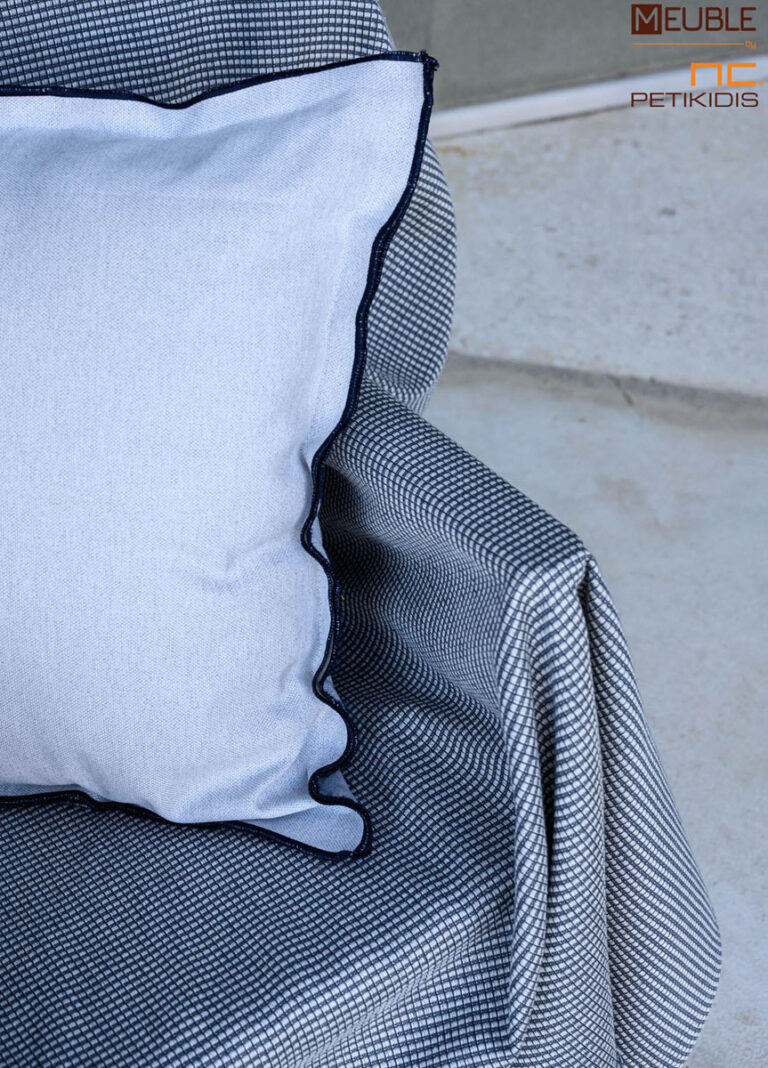 Ριχτάρι Original Art.2192421 χρώμα blue. Μία συλλογή με βάση το βαμβάκι, που προσφέρει μια μεγάλη ποικιλία χρωμάτων ως ασορτί πρόταση στα ριχτάρια και είναι διαθέσιμα σε 3 μεγέθη. a.180x180cm b.180x300cm c.180x240cm Σειρά cotton: 80%cot - 20%pol